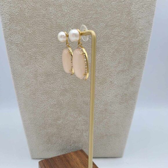 J Crew Gold Tone Freshwater Pearl Rose Quartz Crystal Earrings NWOT! - Picture 3 of 7